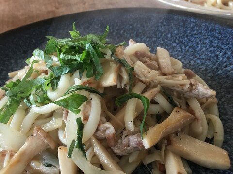 キノコの塩焼きうどん